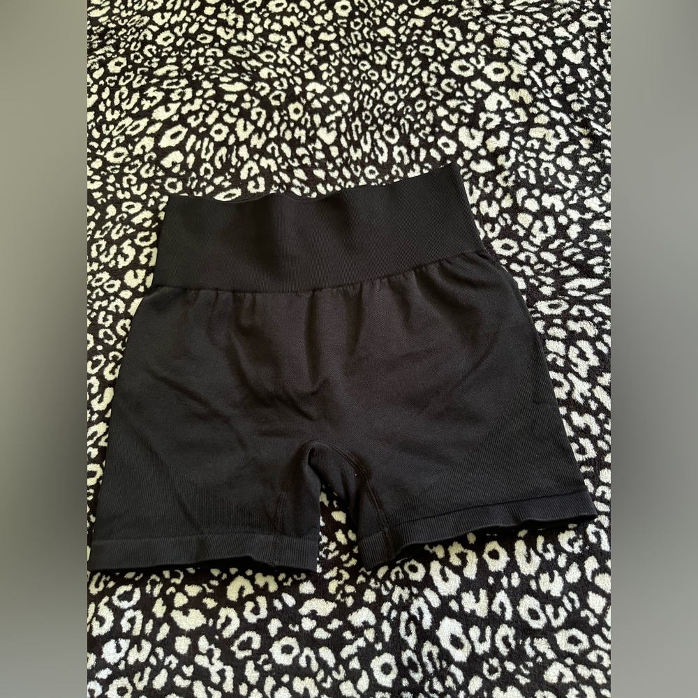🥰SOLD🥰 Black Gym Biker Shorts.